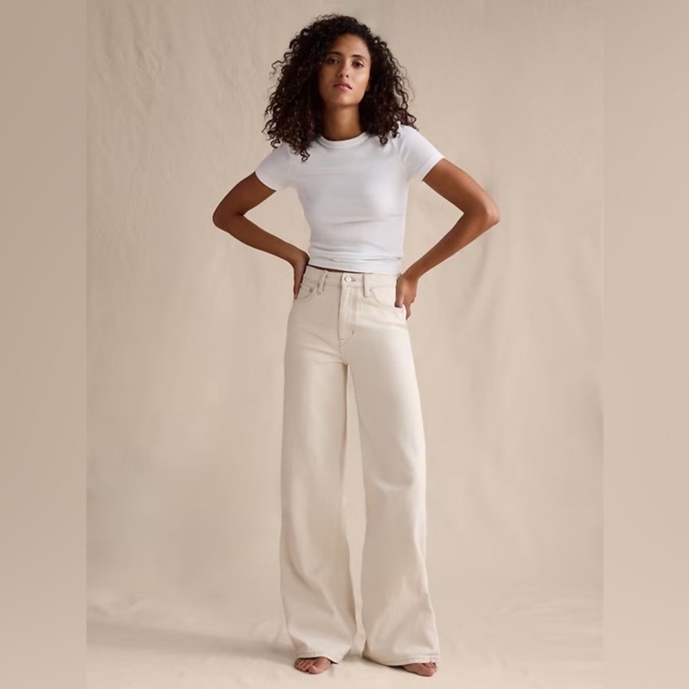 Banana Republic Icon High-Rise Rigid Wide Leg Jeans Cream Off-White Denim 29